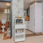 Mahnet 2 By Interhome Apartman Vir