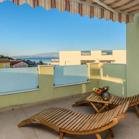 Appartement Mahnet 2 By Interhome Vir