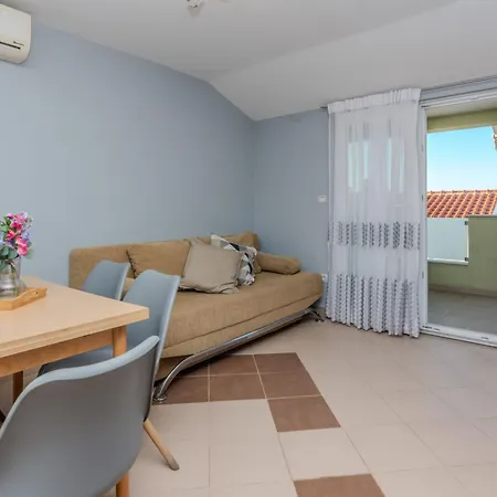 Mahnet 2 By Interhome Appartement *