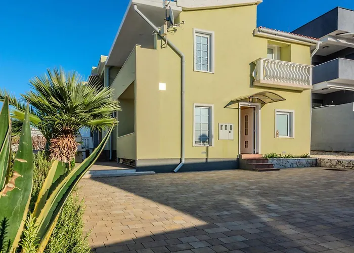 Mahnet 2 By Interhome *